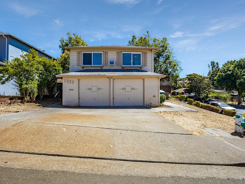 1st image of 1233 Sereno Dr