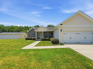 121 Edistodane Ln, Ridgeville, SC 29472