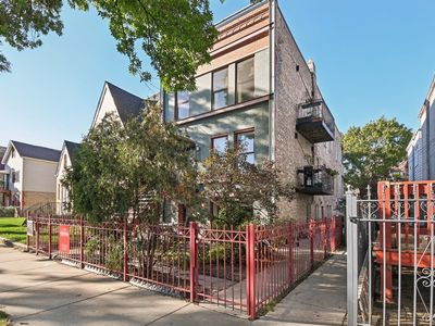 1910 W Superior St #1, Chicago, IL, 60622