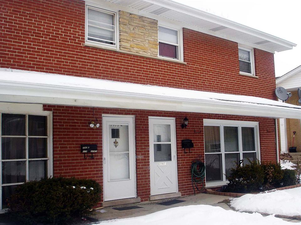 1st image of 7747 N Nordica Ave
