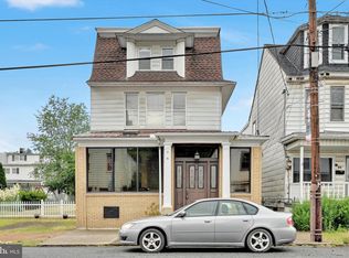 38 Valley St, New Philadelphia, PA 17959