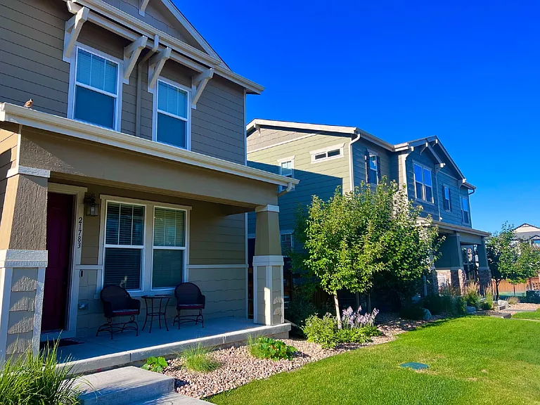 21783 E Radcliff Cir — Photo 2