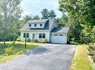 115 Harvest Hill Rd, Windham, ME 04062