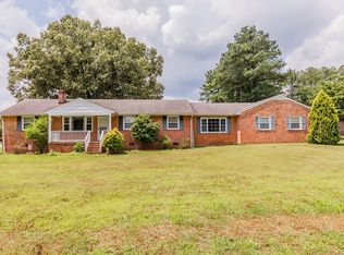 6915 Hebner Ln, Mechanicsville, VA 23111