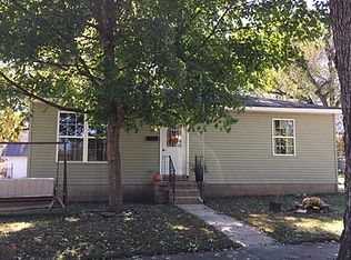 311 E Franklin St, Palestine, IL 62451