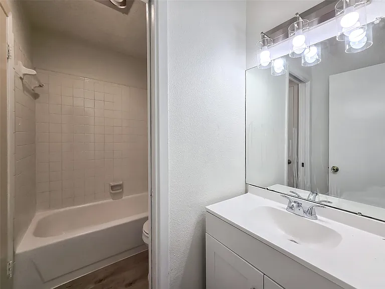 8418 Fathom Cir #103 — Photo 19