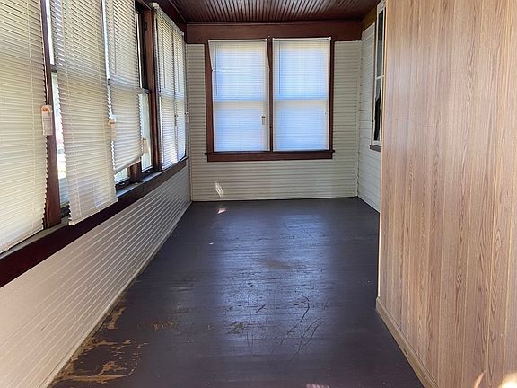 5th image of 1142 Hennepin St