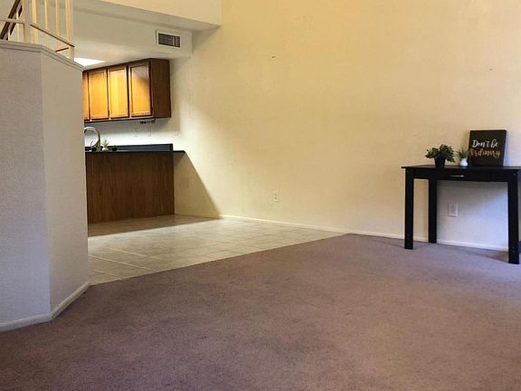 4th image of 609 E Mesquite Cir