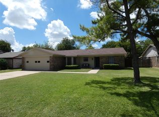 1116 Tobie Layne St, Benbrook, TX 76126