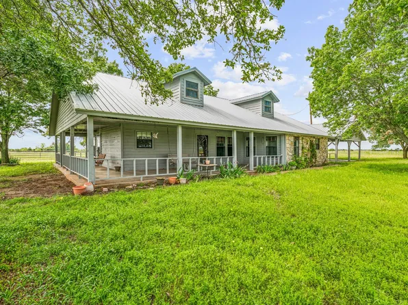 754 County Road 2376, Walnut Springs, TX 76690
