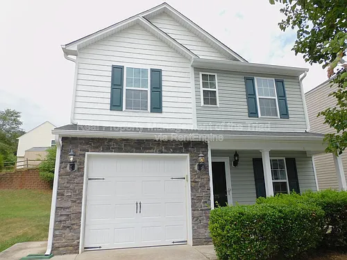1475 Worchester St Photo 1