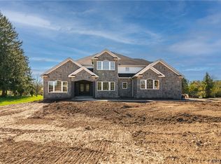 4990 Kraus Rd, Clarence, NY 14031