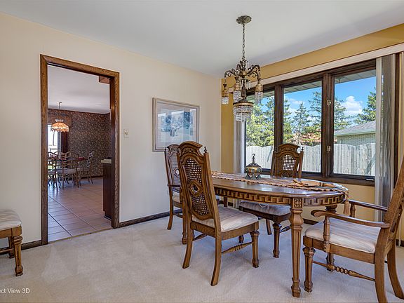4th image of 15110 Hollyhock Ct