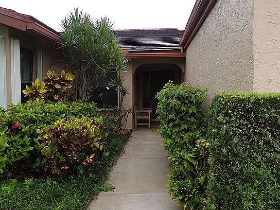 2nd image of 6004 Forest Grove Dr APT 1