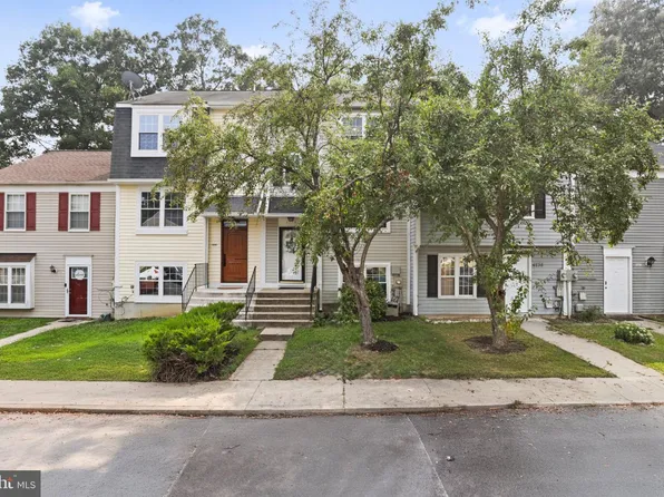 4239 Drake Ct, Waldorf, MD 20603