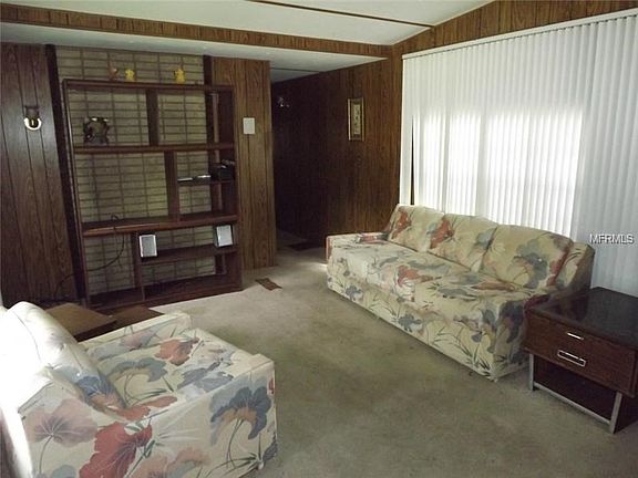 3rd image of 14414 Grafton Ln