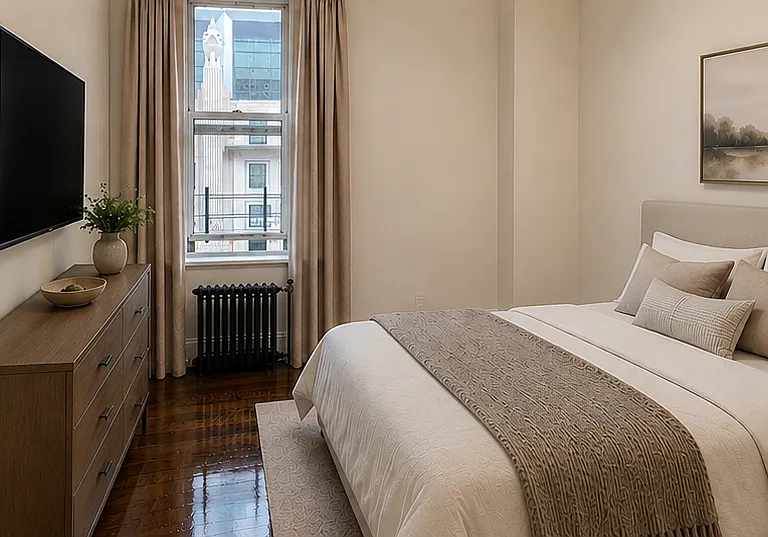 309 W 57th St #601 — Photo 3