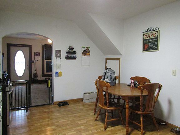 5th image of 112 Somerset St