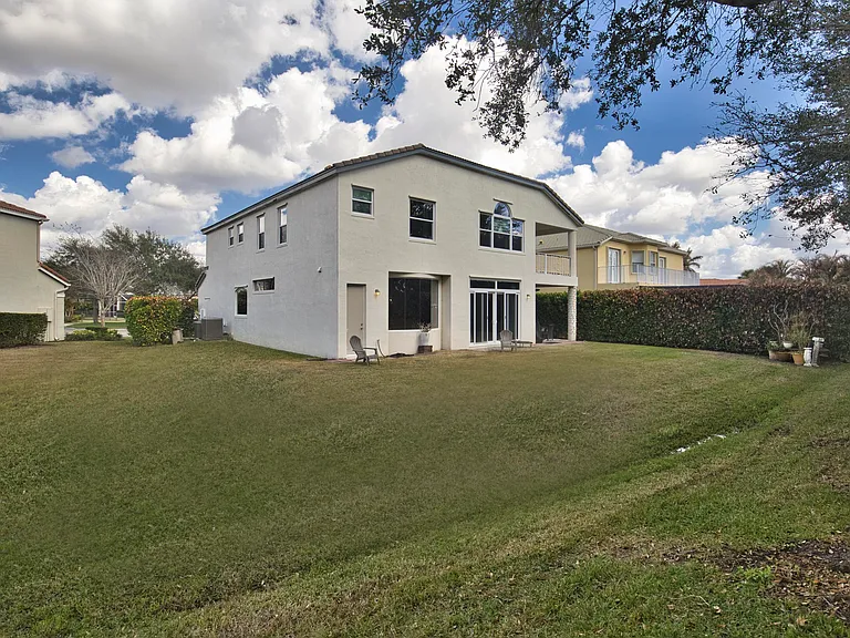 11585 SW Fieldstone Way — Photo 48