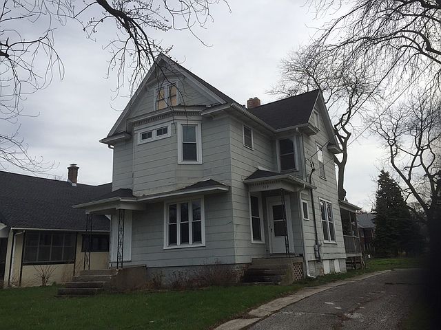 1st image of 319 N West St
