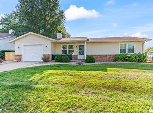 101 Astoria Rd, Springfield, IL 62704