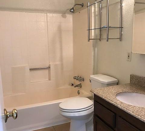 3rd image of 8812 E Avenue U6