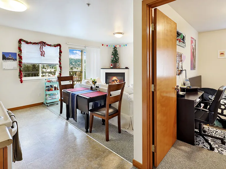 2020 Taylor Ave #1 — Photo 9