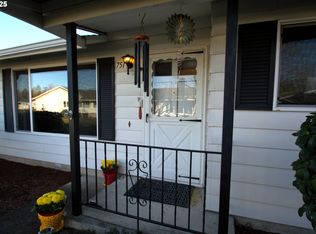 751 NE Fleming Ave #C-20, Gresham, OR 97030