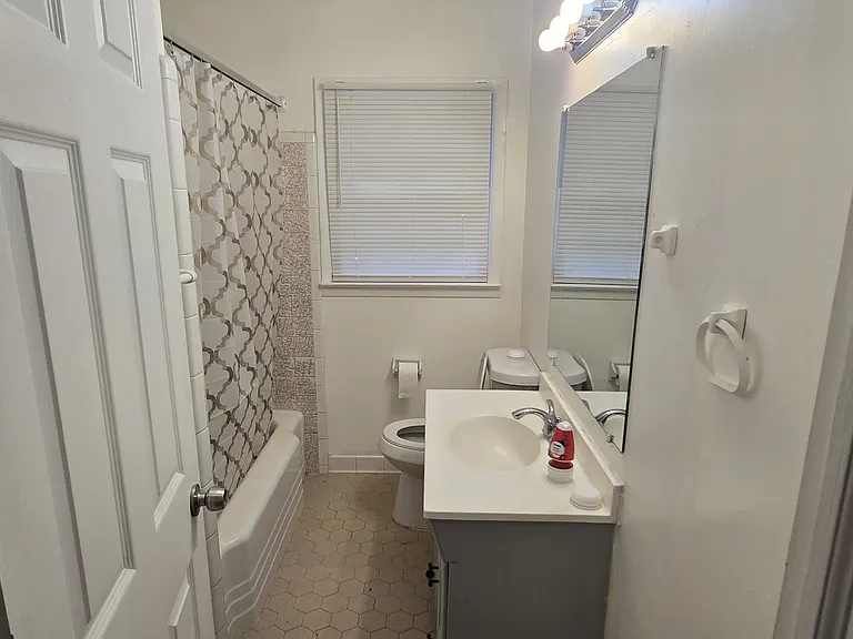 4085 Canby Ln — Photo 10