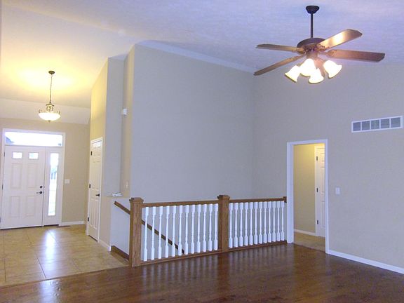 ENTRY AND STAIRCASE