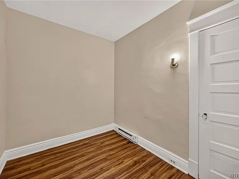 563 Humboldt Pkwy #UPPER — Photo 14