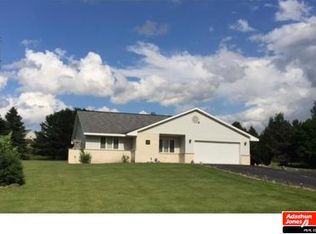 N5569 Timber Ridge Dr, Fond Du Lac, WI 54937