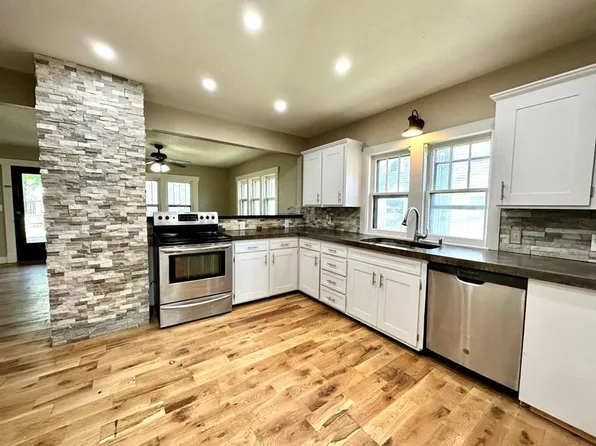620 S Lincoln Ave, Chanute, KS 66720