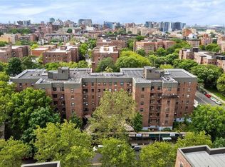 29-30 137th St APT 5C, Queens, NY 11354