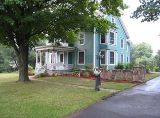 42 Mount Pleasant Rd, Newtown, CT 06470