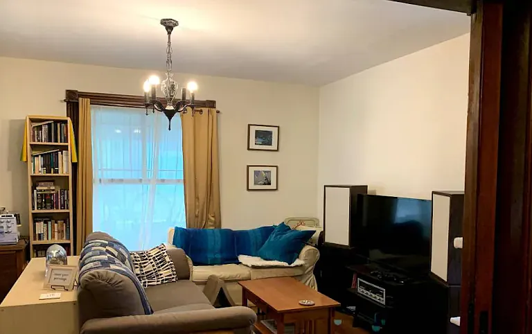 714 W Liberty St #1 — Photo 2