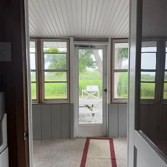 102 Garrison Ave — Photo 18