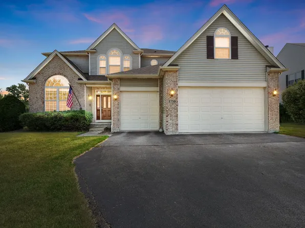 1759 Napa Suwe Ln, Wauconda, IL 60084