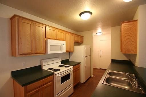 2nd image of 8028 W Elizabeth Ln #8030
