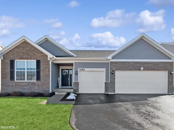 1455 Keller St, Elburn, IL 60119