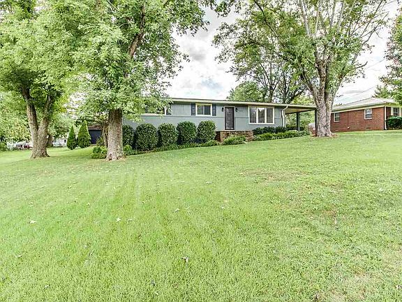 2nd image of 1115 Greenridge Dr NW