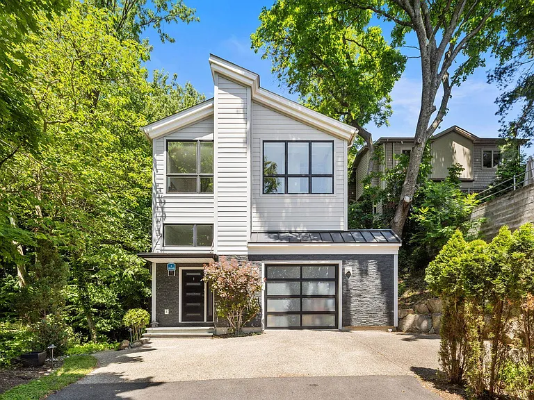 6 Annette Ave — Photo 25