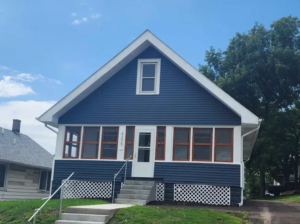 4205 Parker St, Omaha, NE 68111