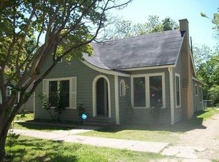 405 W Crockett St, Ennis, TX 75119