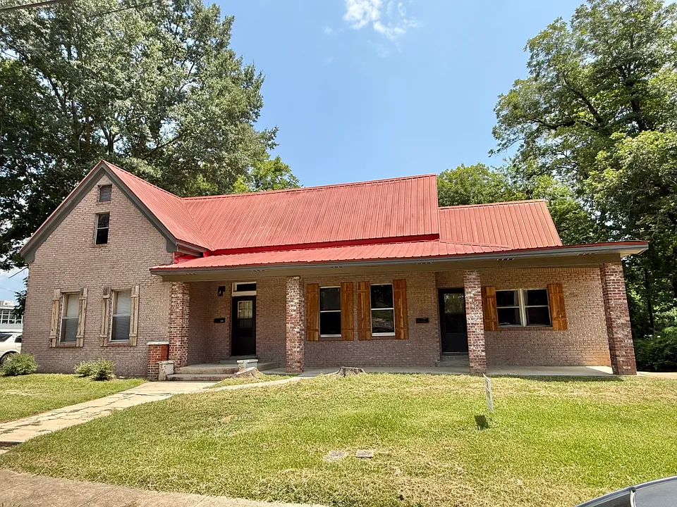 568 & 570 Wayne St #568
