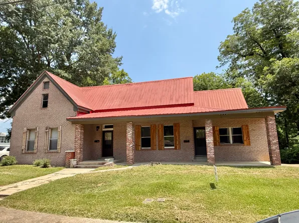 568 & 570 Wayne St #568, Macon, MS 39341