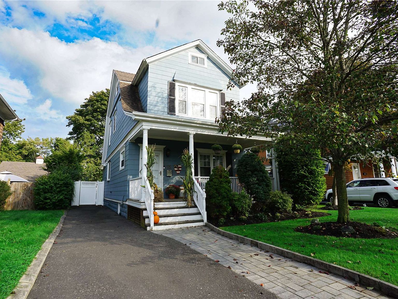 55 Jennings Avenue, Patchogue, NY 11772 Zillow