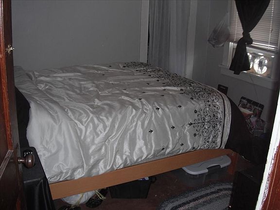 5th image of 671 6th St