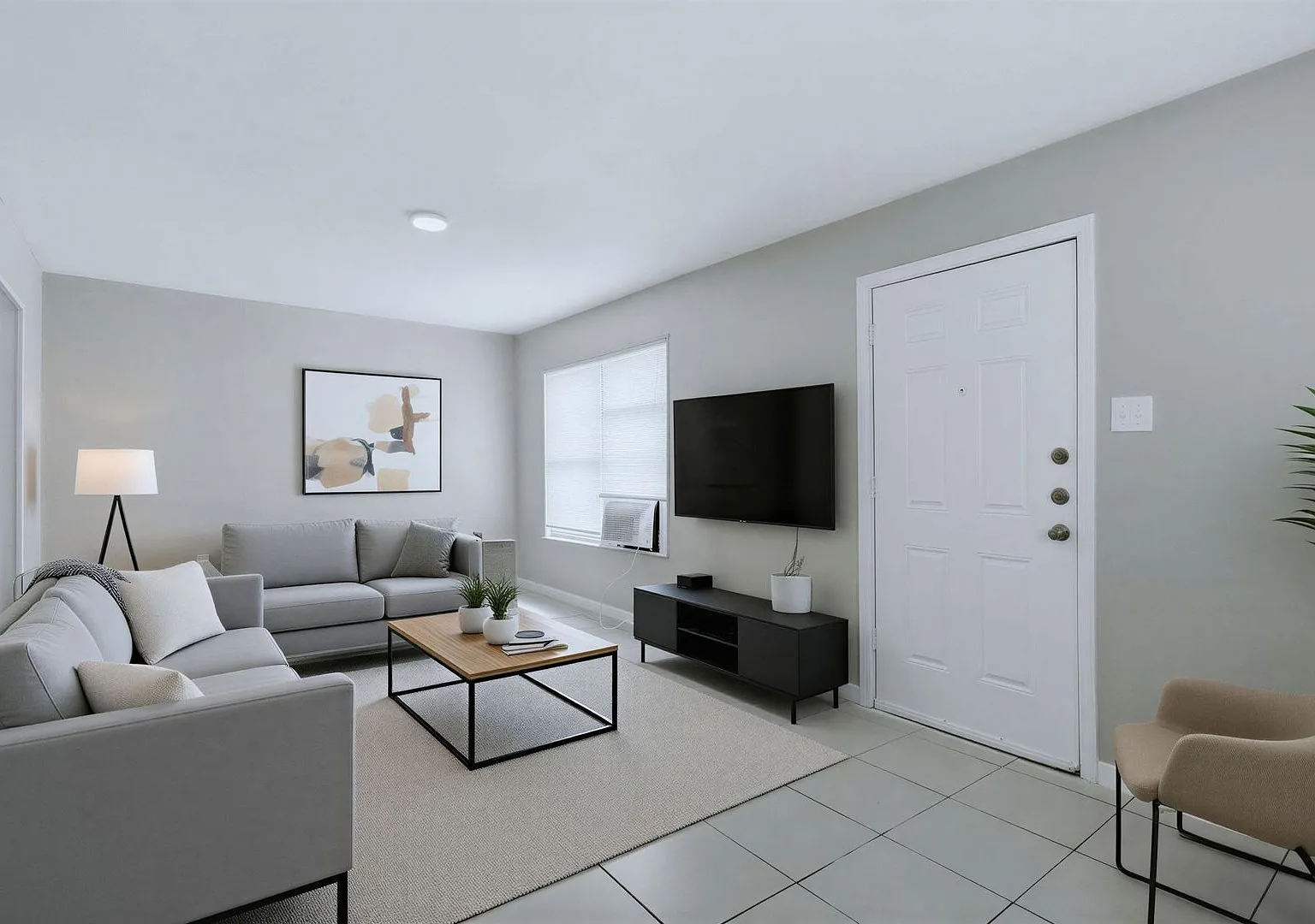 Spacious & Newly Updated! *Housing Accepted/ Section 8 * Apply Today! — Photo 4