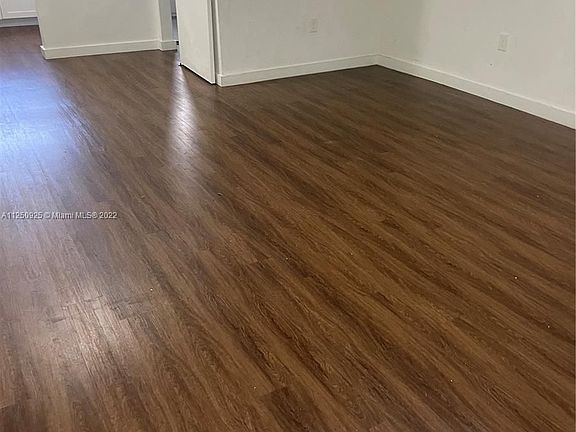3rd image of 8260 Byron Ave APT 16
